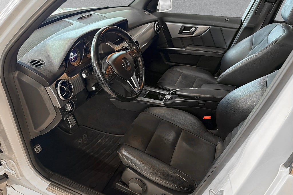Mercedes-Benz GLK 220 CDI 4MATICPlus AMG Line Panorama Dragkrok 3-Ägare