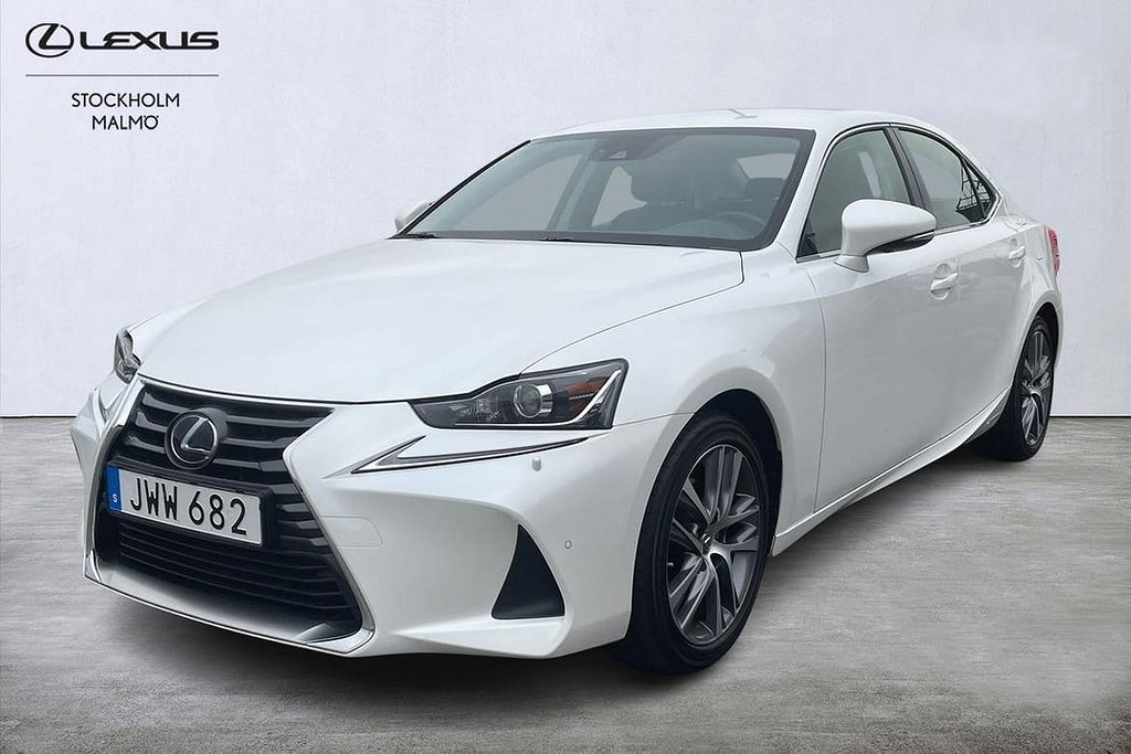 Lexus IS 300h Comfort Navigation