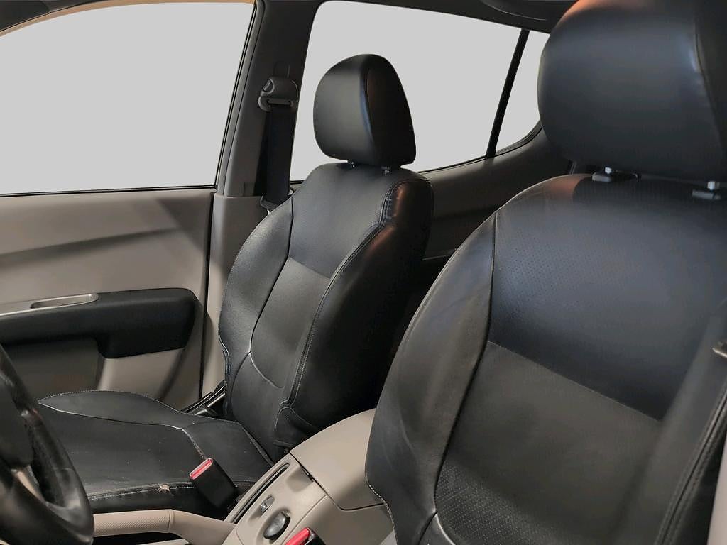 Mitsubishi L200 Double Cab Business 2.5D Aut 4WD SoV