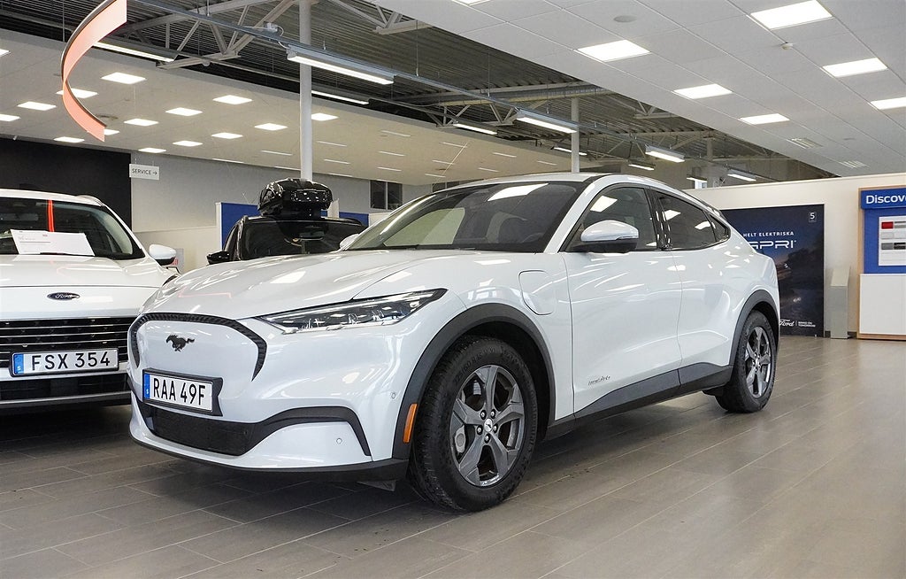 Ford Mustang Mach-E Ränta 0,99% | Standard Range Rwd Teknikpaket