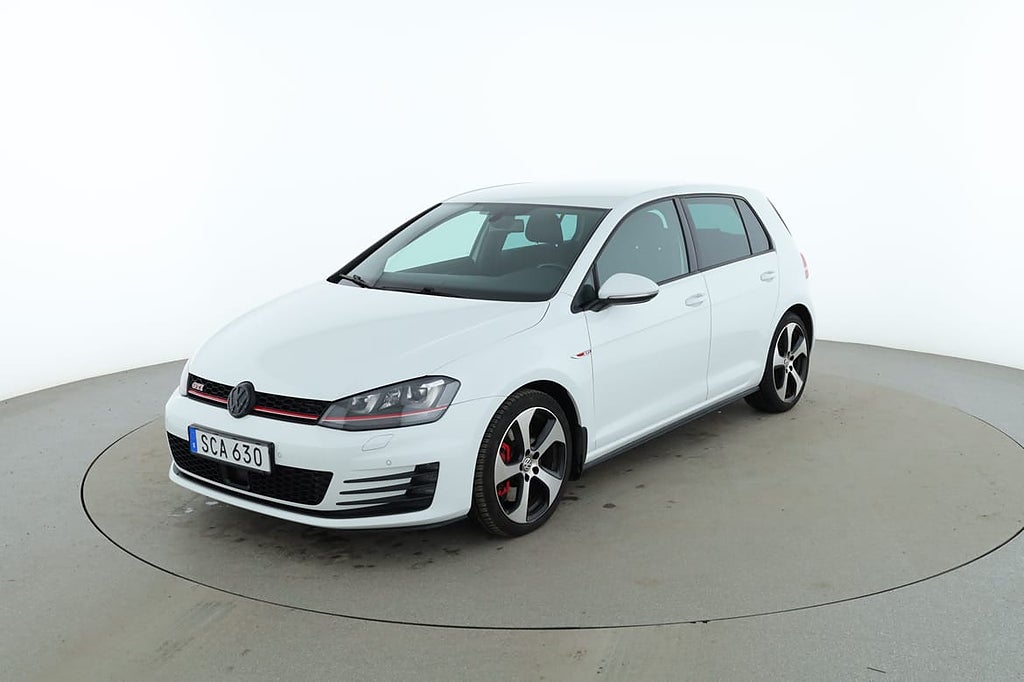 Volkswagen Golf GTI Performance 2.0 TSI / CarPlay, ACC, PDC