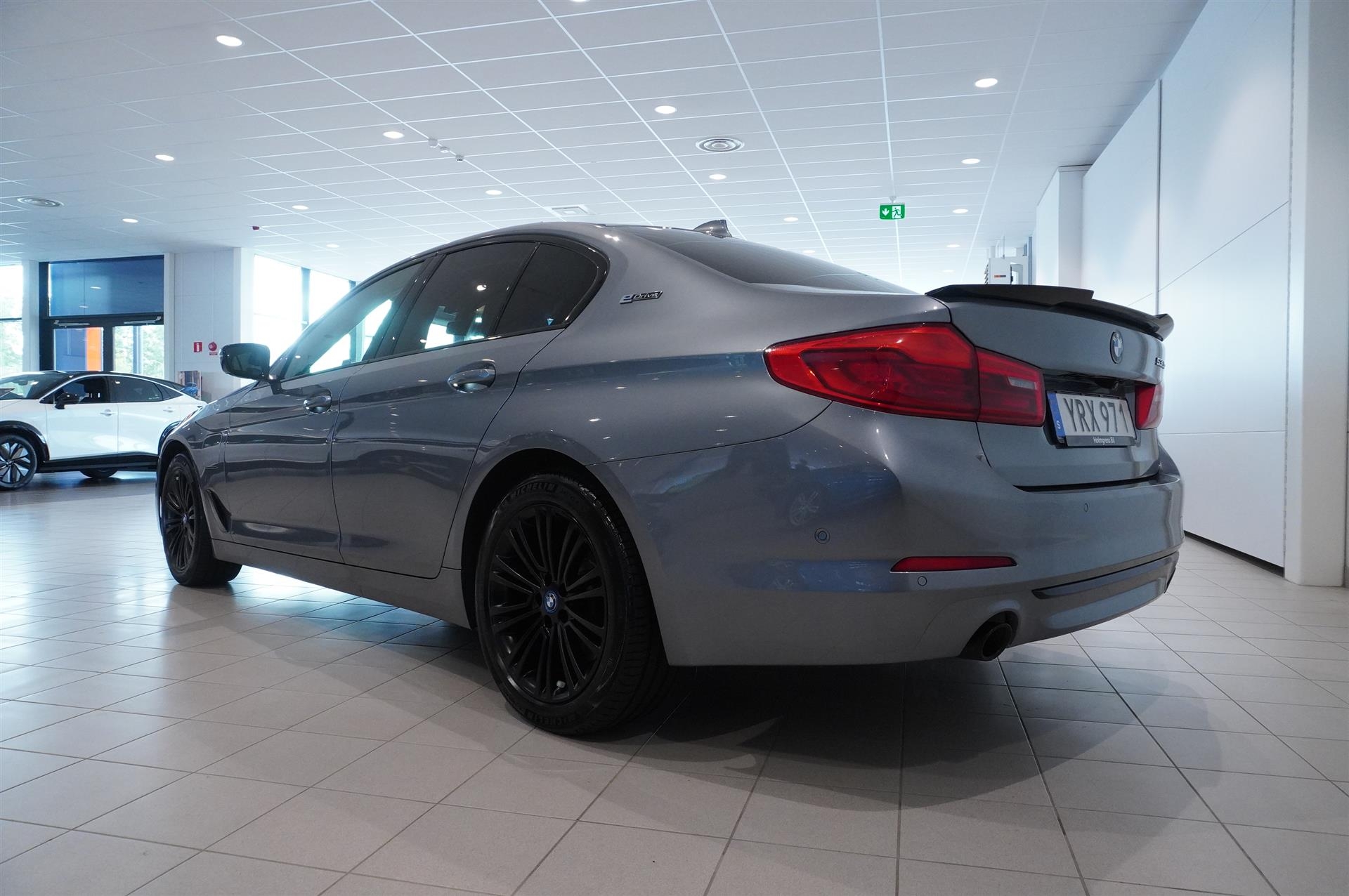 BMW 530 2019, bild 3/10