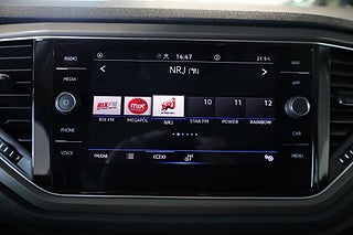 SUV Volkswagen T-Roc 19 av 28