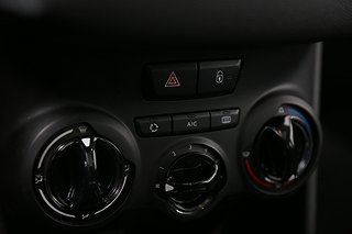 Halvkombi Peugeot 208 15 av 22