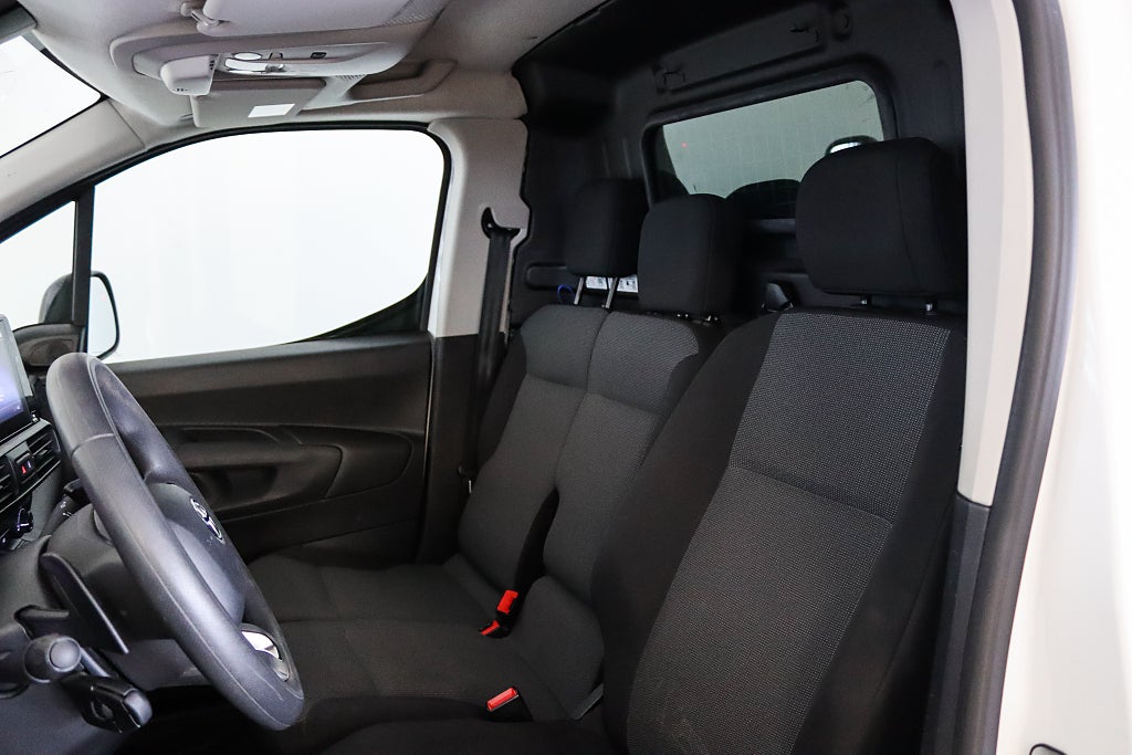 Toyota ProAce City 1.5D Värmare B-kamera 3-Sits