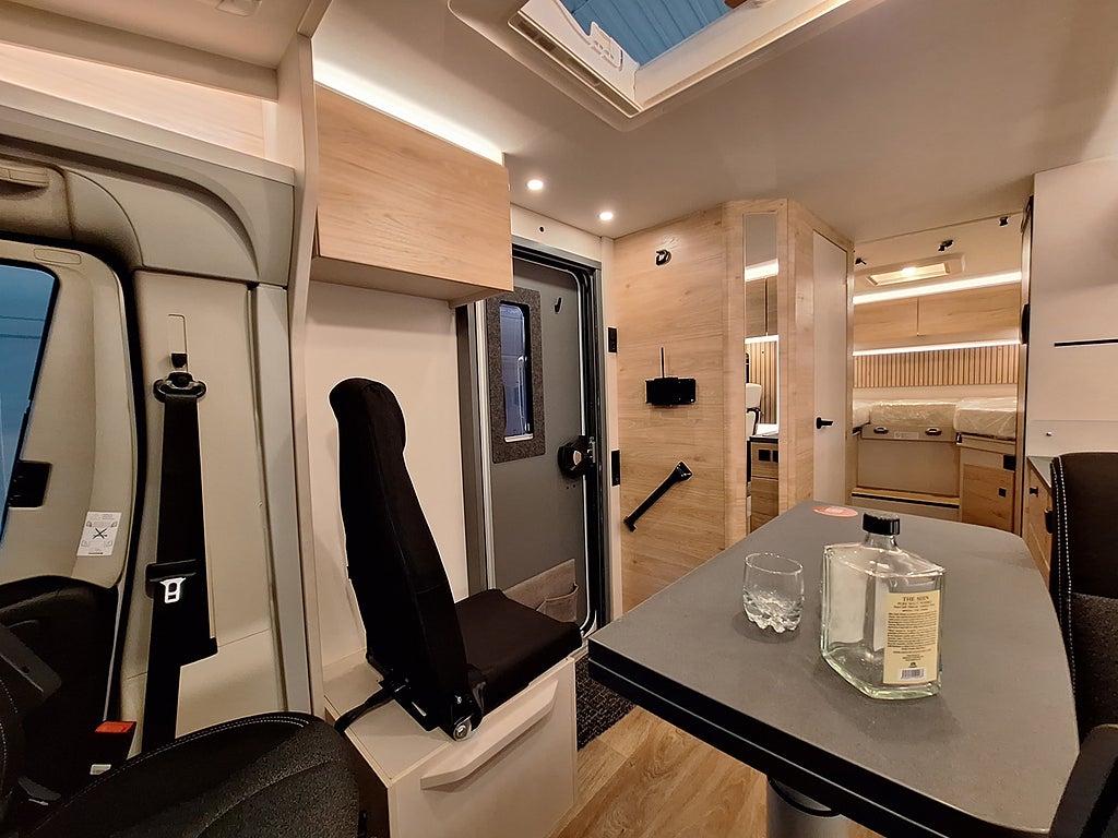 Dethleffs Just Van T 5 Långbädd, Automat, Solcell