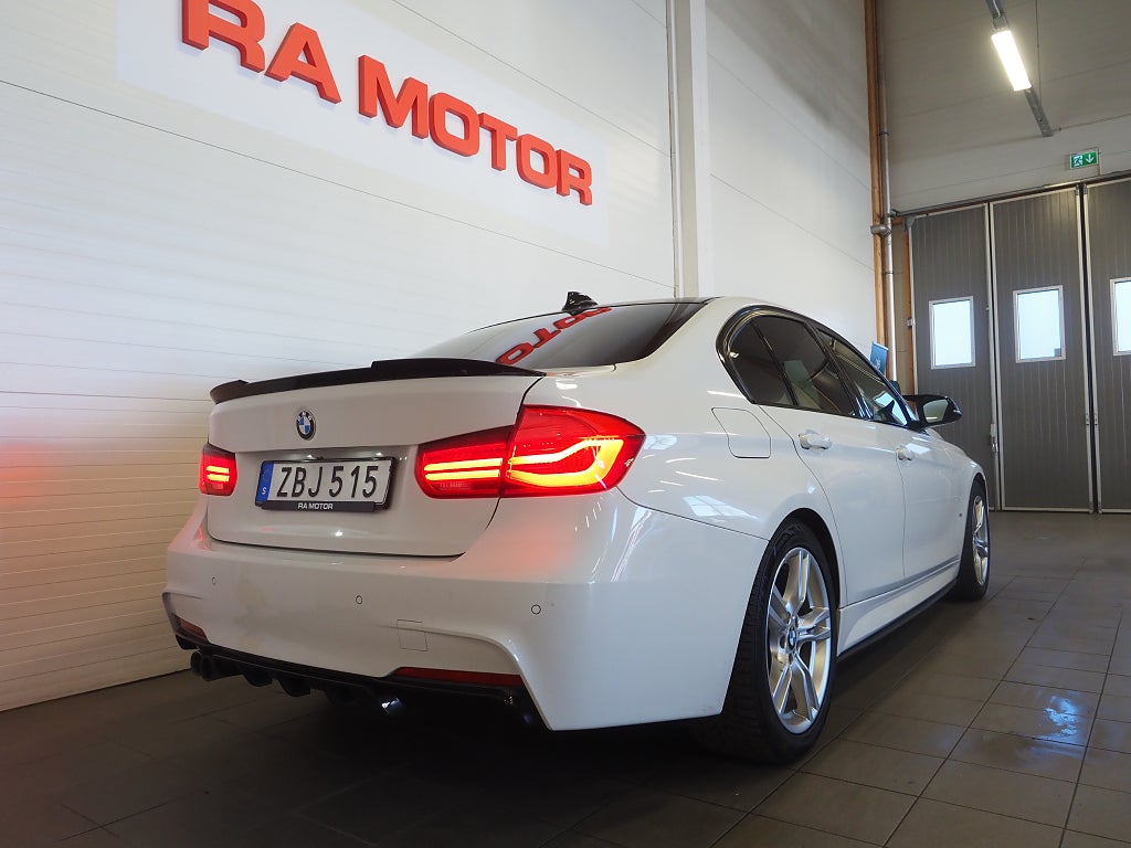 BMW 330e Sedan Steptronic M Sport 252hk Plug-In | Navi | P- Sen
