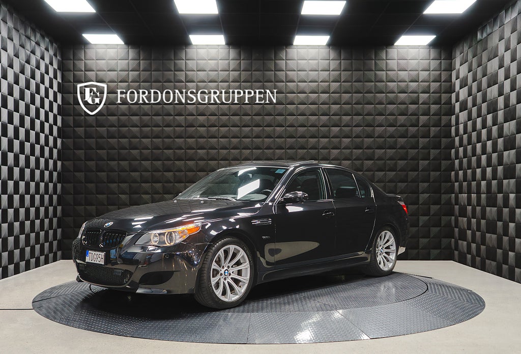 BMW M5 Sedan 5.0 V10 (507HK) Taklucka / Head Up / SE SPEC