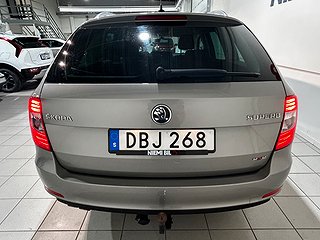 Skoda Superb Kombi 2.0 4x4 Elegance Drag Dvärm S/V-hjul
