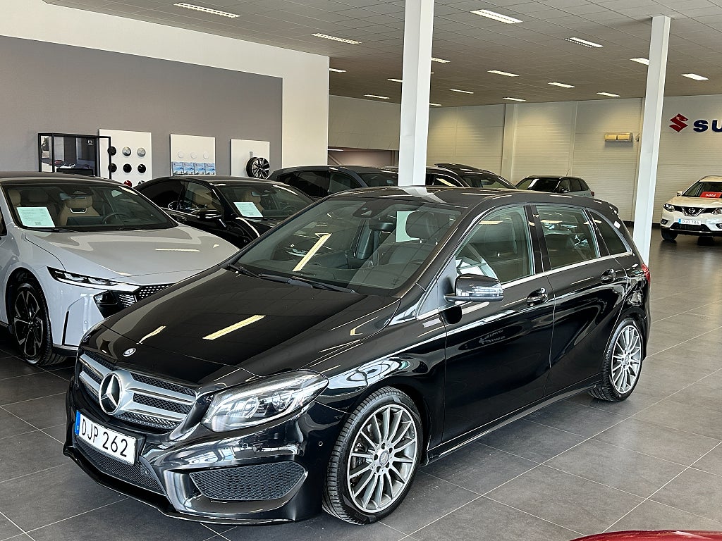Mercedes-Benz B 200 d 4MATIC 7G-DCT AMG Sport - Drag -  V-Hjul Ingår