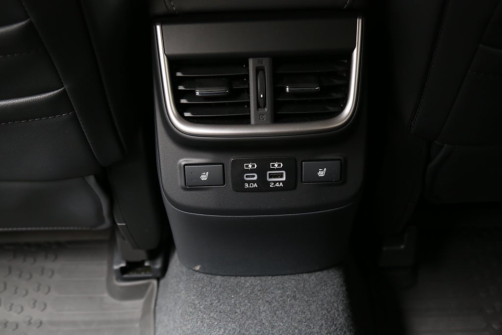 Subaru Outback 2.5 4WD XFuel Lineartronic Limited | Låg skatt 965kr/år 2024