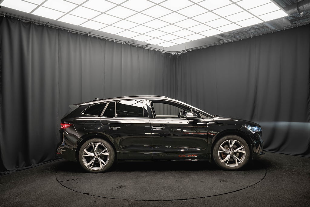 Skoda Enyaq iV 80 SPORTLINE CRYSTAL DRAG HUD CANTON ELSTOL MINNE MOMS