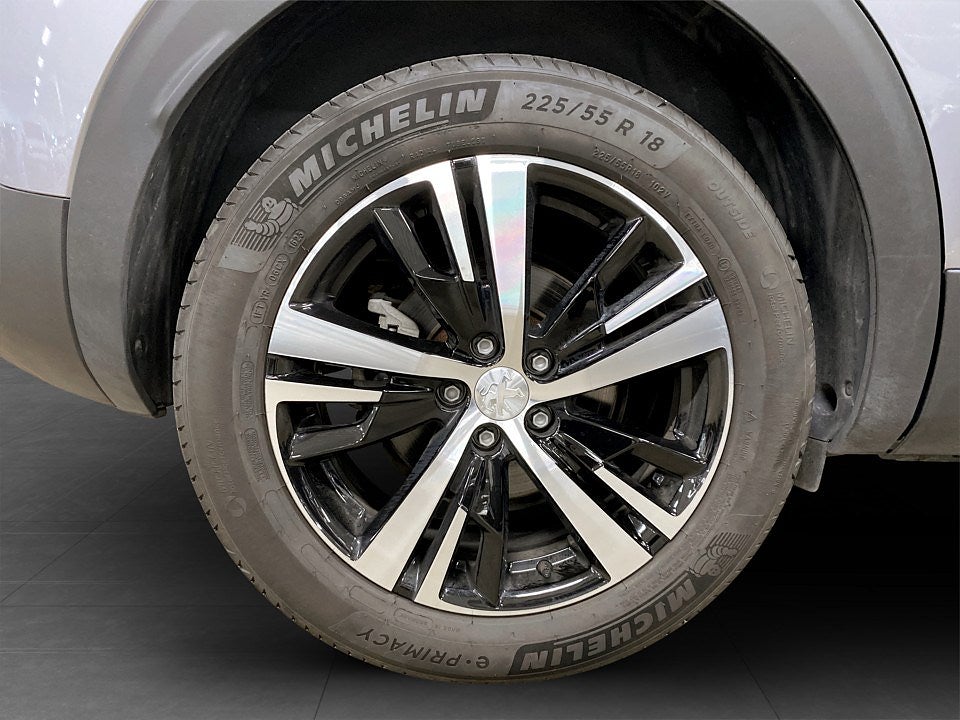 Bild på Peugeot 3008 GT 1.2 PT 130hk Aut - B-KAMERA, CARPLAY