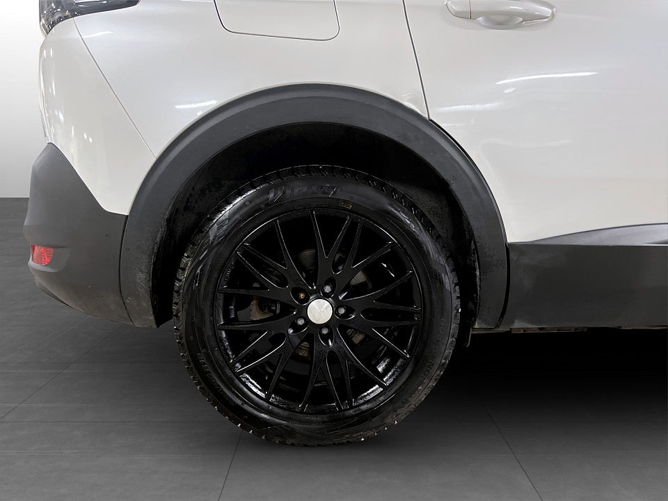 Bild på Peugeot 5008 Active 1.2 PT Aut 7-SITS B-KAMERA 130hk