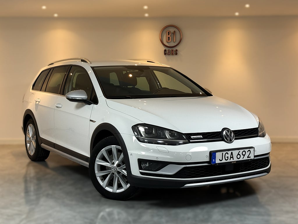 Volkswagen Golf Alltrack 2.0 TDI DPF BMT 4Motion Alltrack D-VÄRMARE FULLSERVAD 