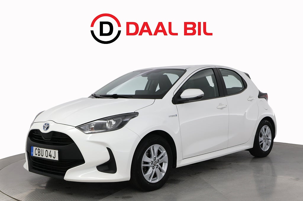 Toyota Yaris HYBRID CVT 116HK ACTIVE B-KAMERA MOTORVÄRMARE CARPLAY