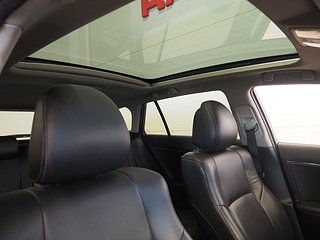 Kombi Toyota Avensis 14 av 24