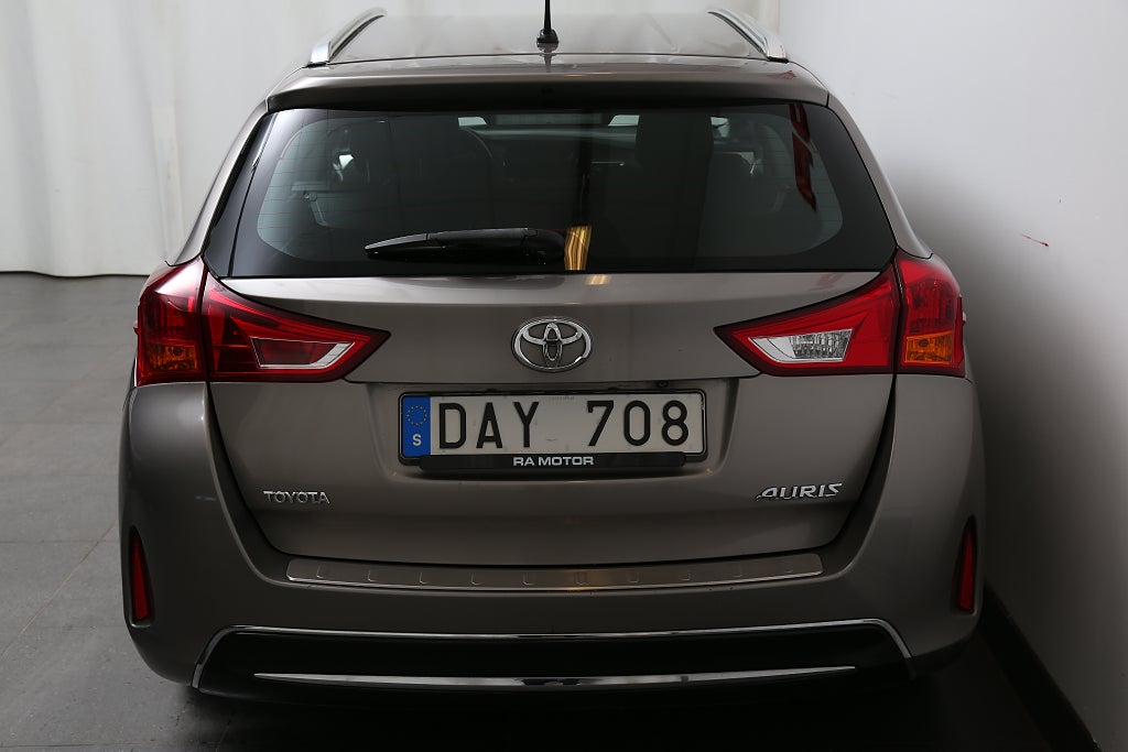Toyota Auris 1,6 132hk Active Touring Sports Motorvärmare