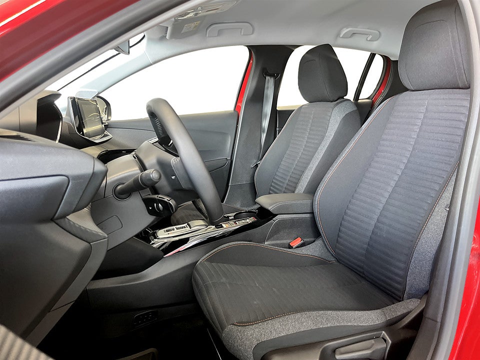Bild på Peugeot E-208 Active Pack 50kWh 136hk Aut CARPLAY BACKSENSORER