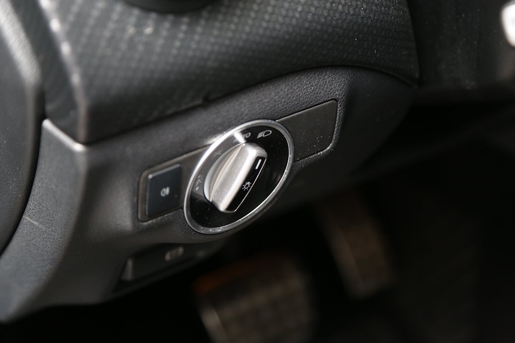 Mercedes-Benz A 180 d 7G-DCT AMG Line Motorvärmare 2016