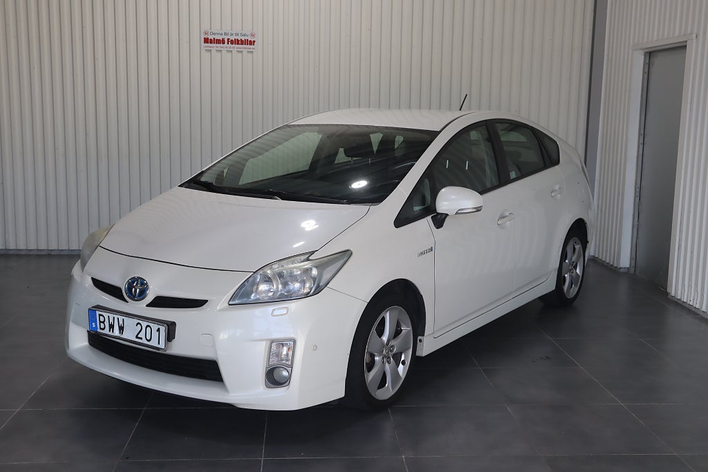 Toyota Prius Hybrid CVT 