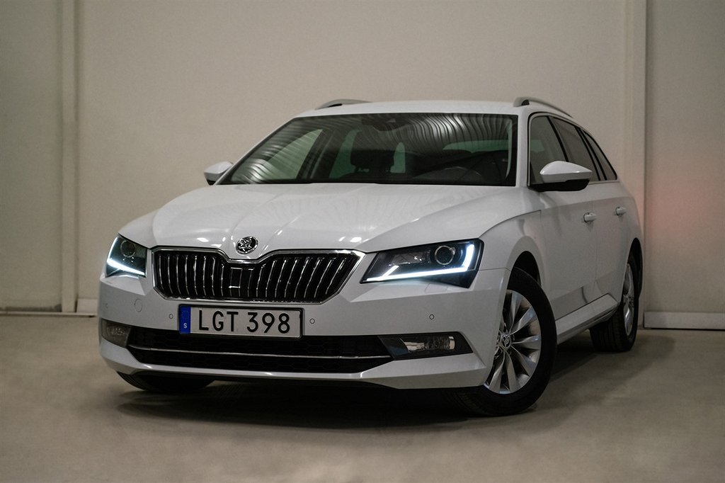 Skoda Superb Kombi 2.0 TDI 4x4 Canton D-värm B-kamera Drag190hk