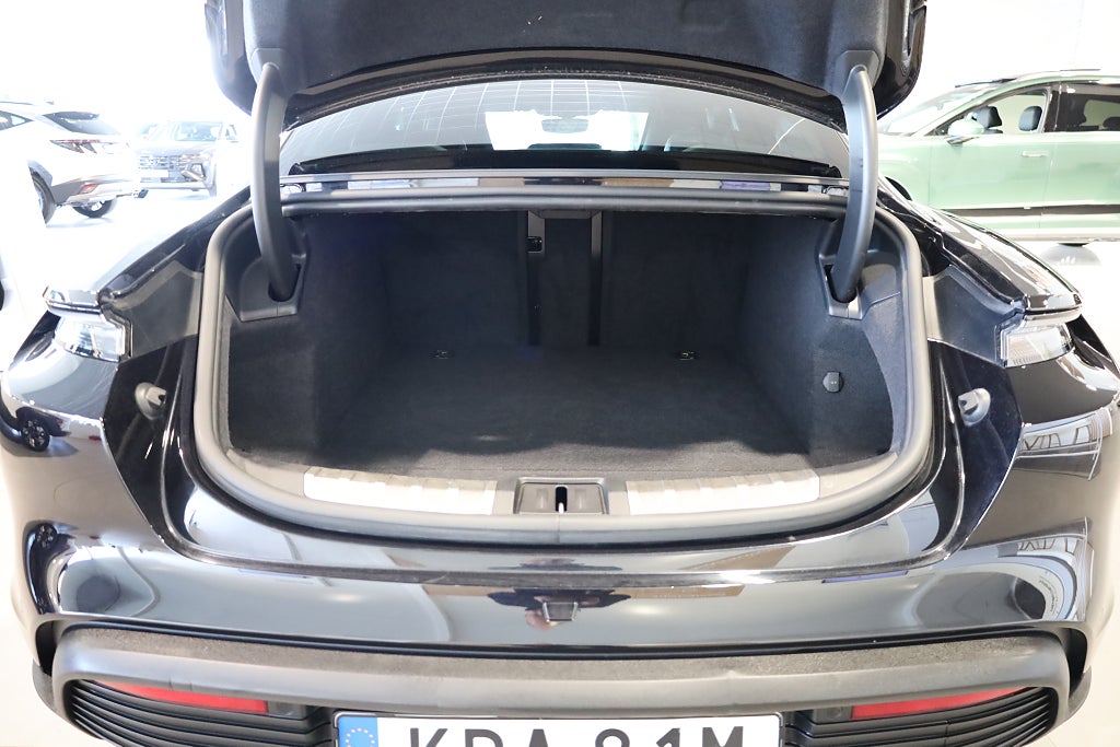 Porsche Taycan 4S DD+ 571HK Navi Pano Kamera Sport Chrono Matrix 2020