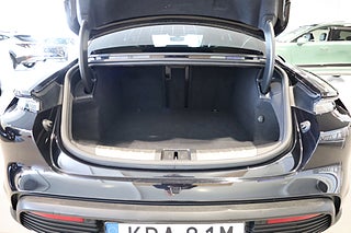 Sportkupé Porsche Taycan 30 av 31