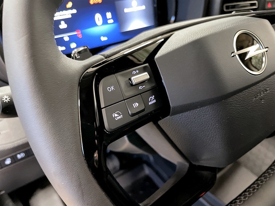 Bild på Opel Combo Elite Diesel 130hk Aut L2 - OMGÅENDE LEVERANS!