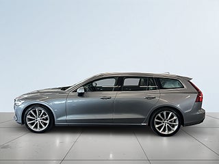 Volvo V60 D3 AWD Momentum S&V/Carplay/Drag/A.d Fart/Kamrem bytt!