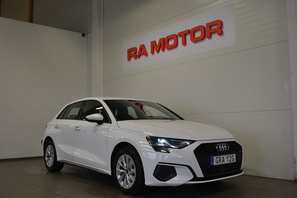 Audi A3 Sportback 40 TFSI e 204hk | Navi | 2023