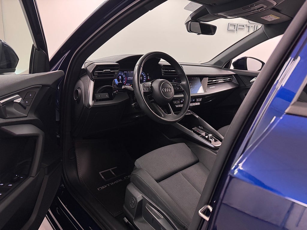 Audi A3 2023 - miniatyr 3