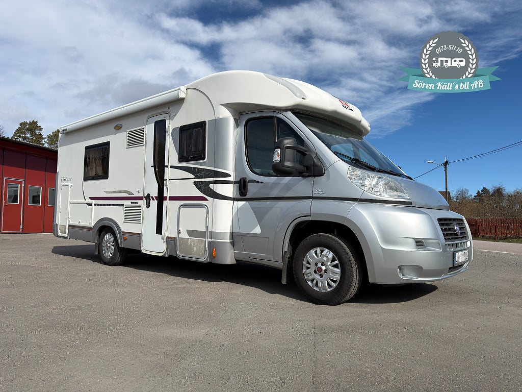 Adria Coral S 670 SLT Golvvärme/Backkamera/5 Bältade platser