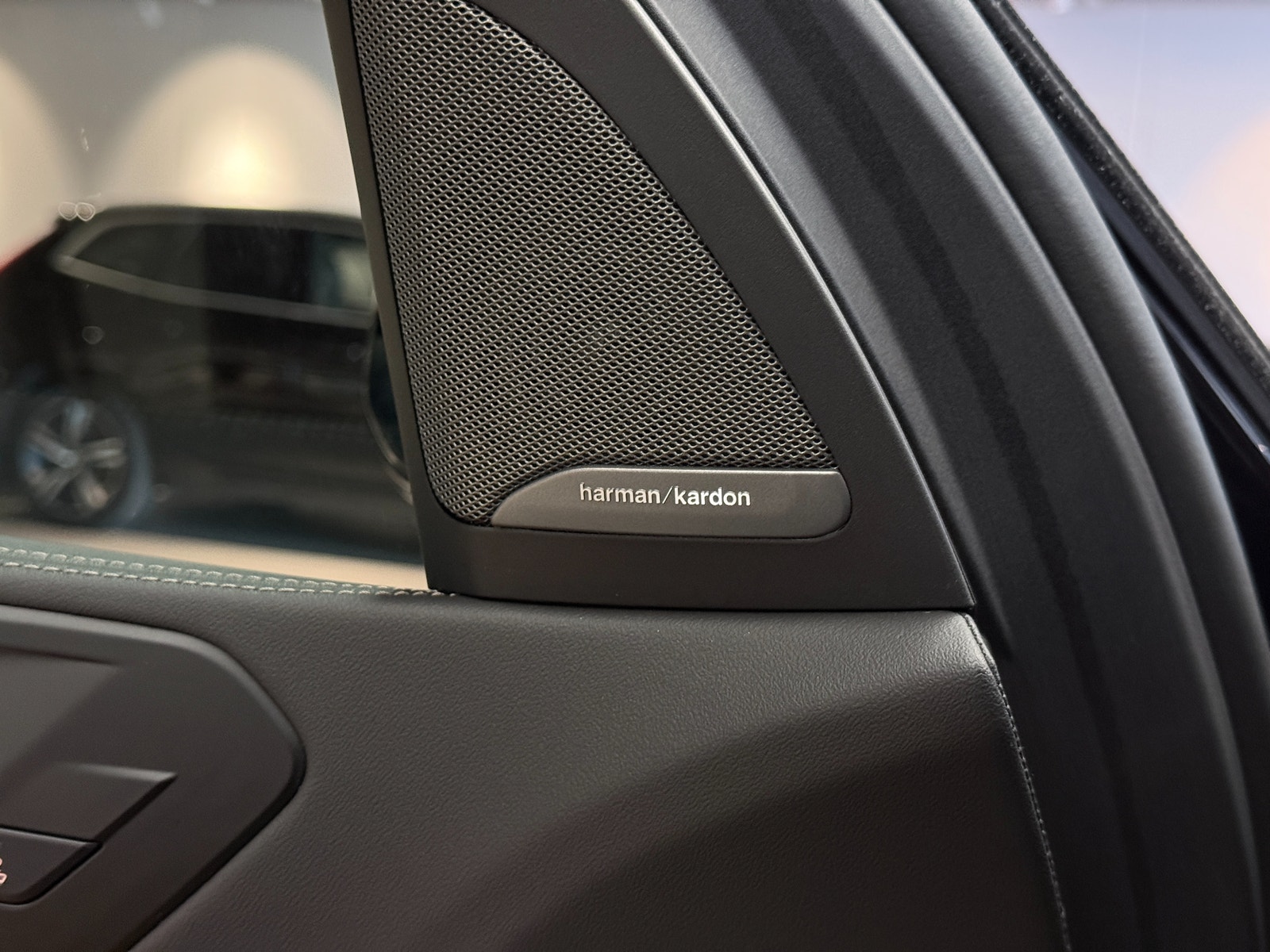 BMW X5 xDrive50e 490hk M-Sport | Innovation | Drag 2024 - miniatyr 11