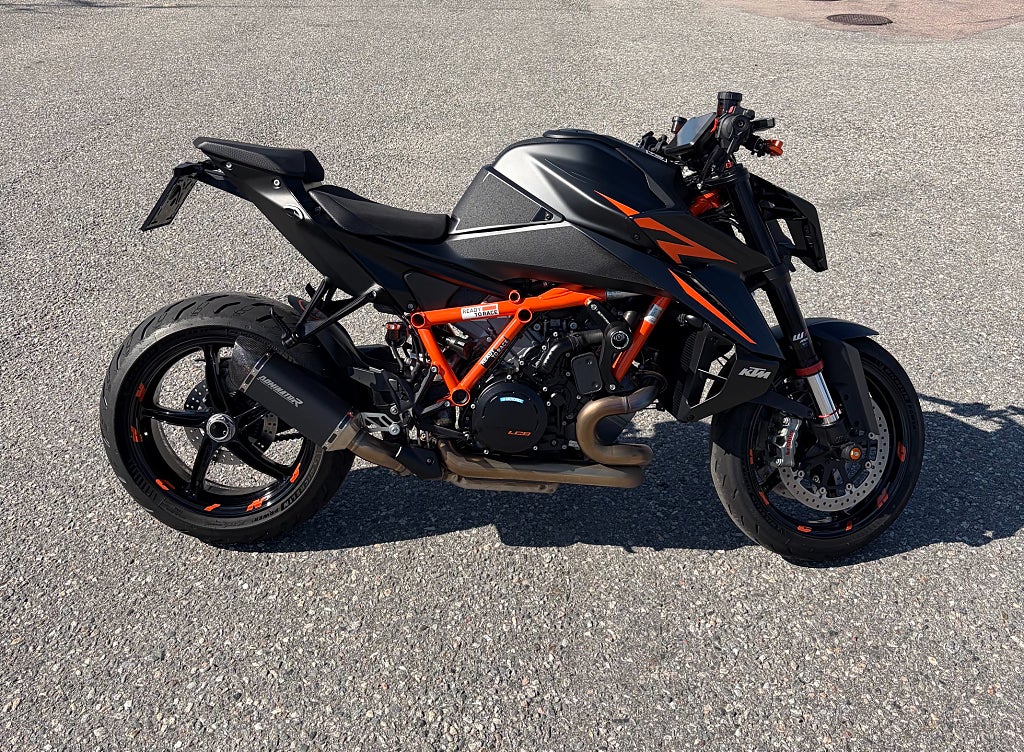 KTM 1390 SUPER DUKE R 2024, Techpack