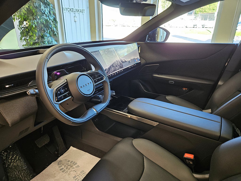 Mazda CX-6e 2026 - miniatyr 9