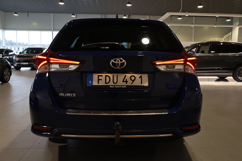 Toyota Auris Touring Sports 1.2 T AUT Drag Navi Kamera Blåtand