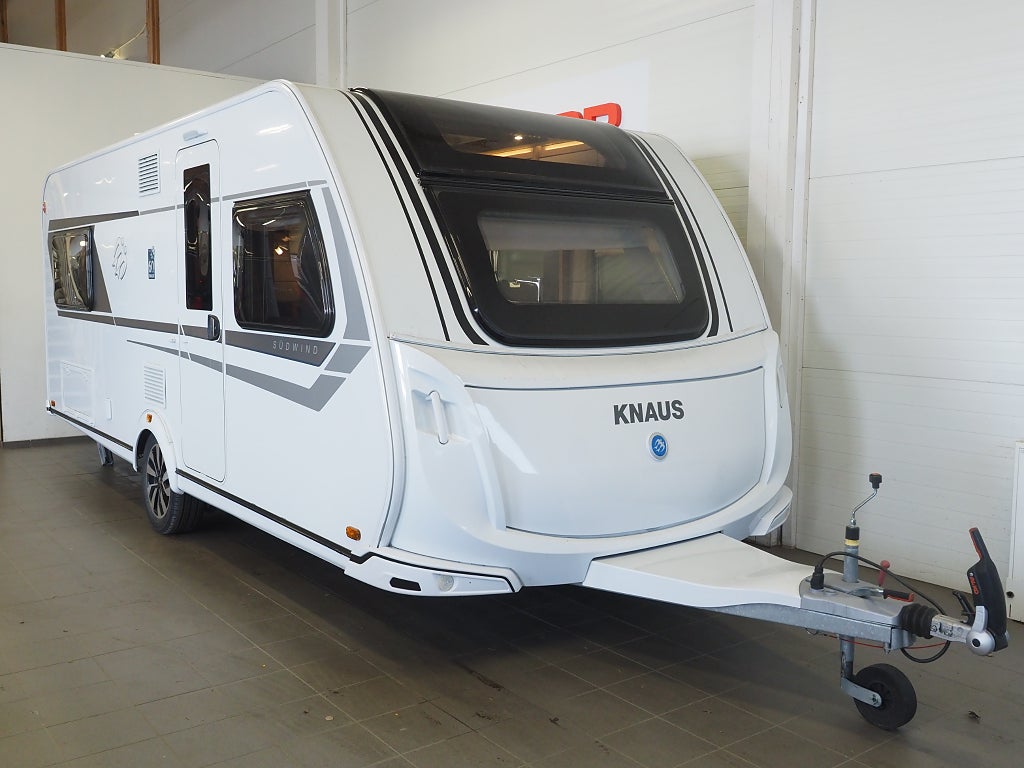 Knaus Südwind 580 UE 60 Years Edition ALDE Solcell Låga långbäddar