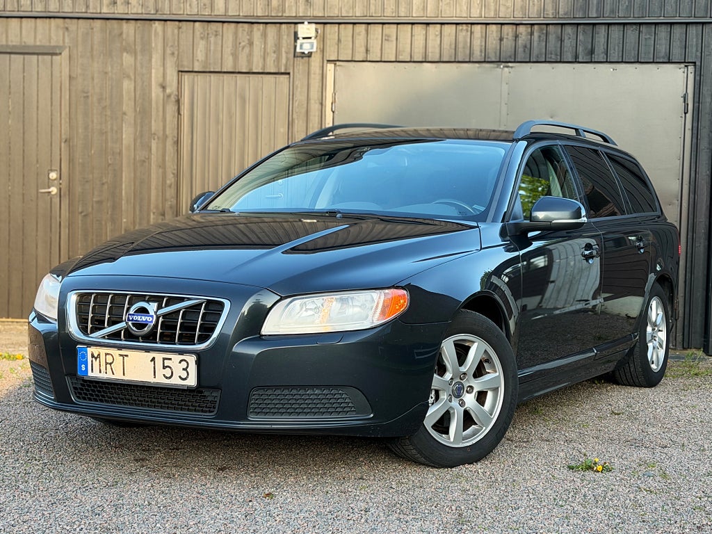 Volvo V70 1.6 DRIVe Besiktigad, Dragkrok, Nykamrem, Nyservad mm 