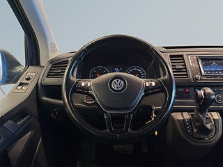 Volkswagen Caravelle 2.0 TDI Comfortline 9-Sits/Drag/P-Värm/S&V-Hjul/P-Sens