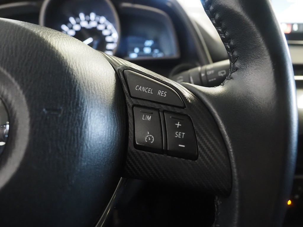 Mazda 2 5-dörrar 1.5 SKYACTIV-G Vision P-Sensorer Navigation 2016