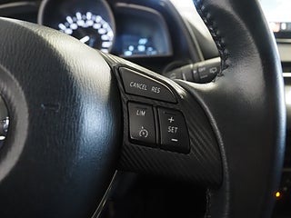 Halvkombi Mazda 2 17 av 21