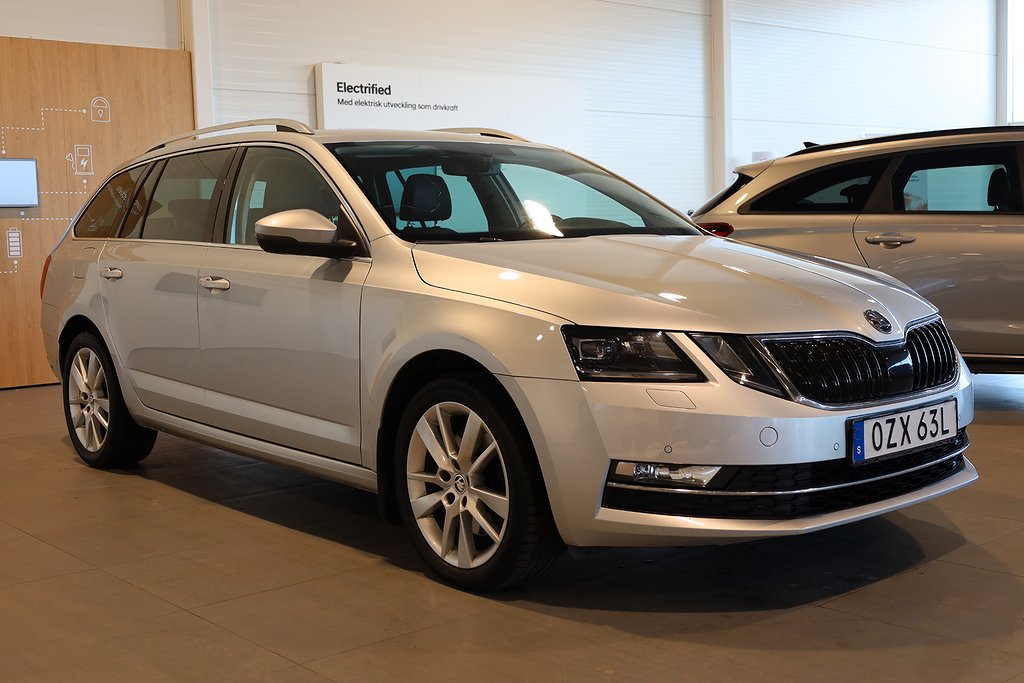 Skoda Octavia 2.0 TSI AUT Sport EDT Navi Kamera Drag Värmare Canton 2019