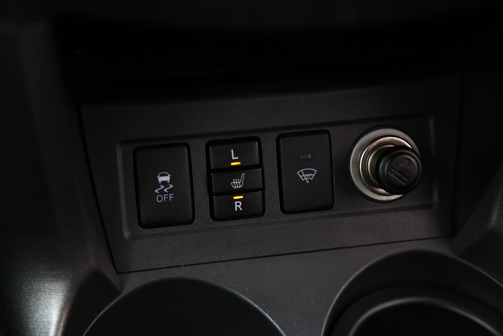 Toyota RAV4 2,0 VVT-i 158hk Business 4x4 Nybesikt Extraljus Drag 2012