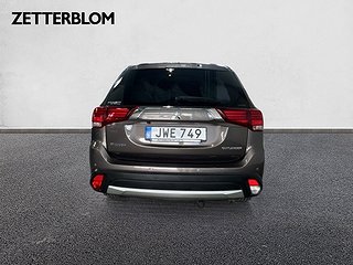 SUV Mitsubishi Outlander 4 av 18
