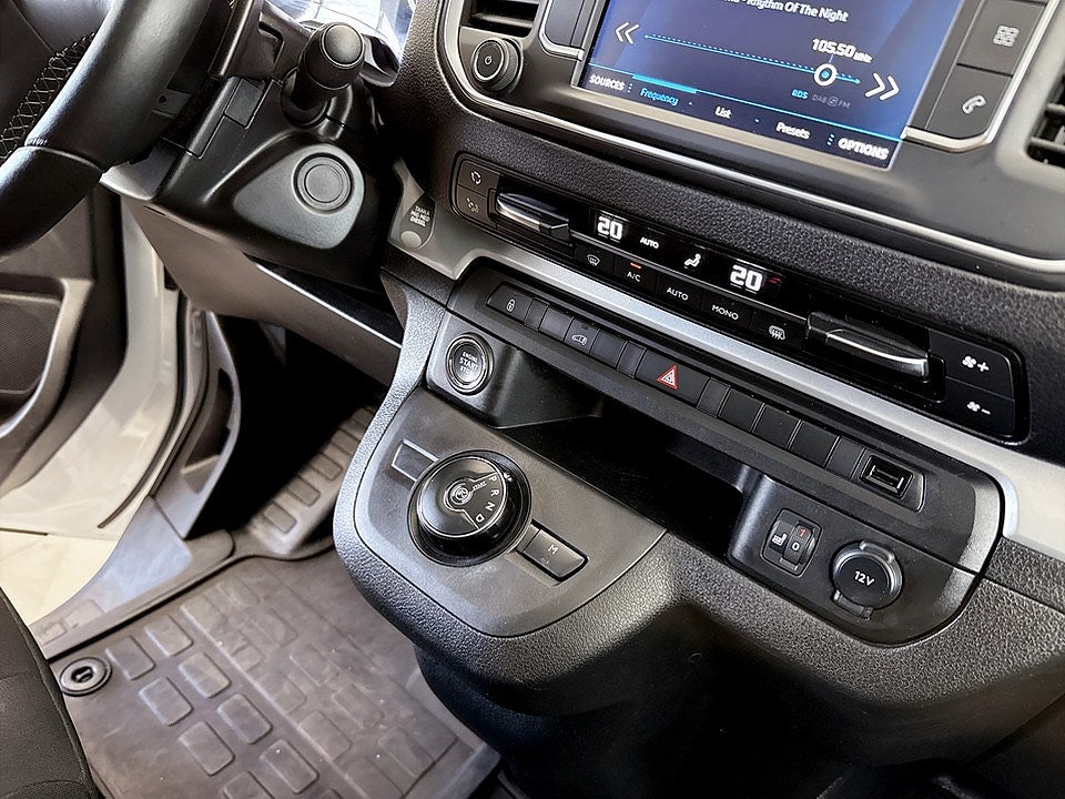 Bild på Peugeot Expert PRO+ 2.0 BHDi 145hk Aut L3 - B-KAMERA, M-VÄRME