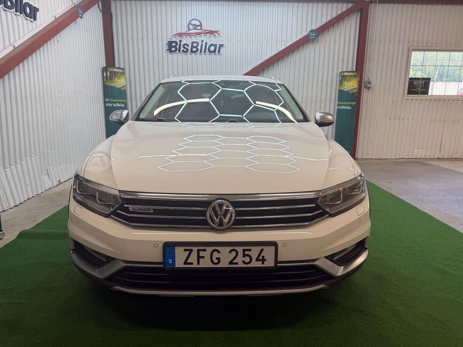 Volkswagen Passat 2018, bild 2/46