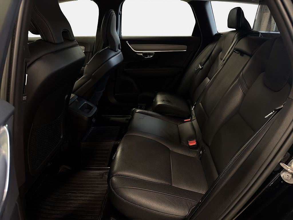 Volvo V90 B4, Momentum, Läder, MOMS, 1 brukare