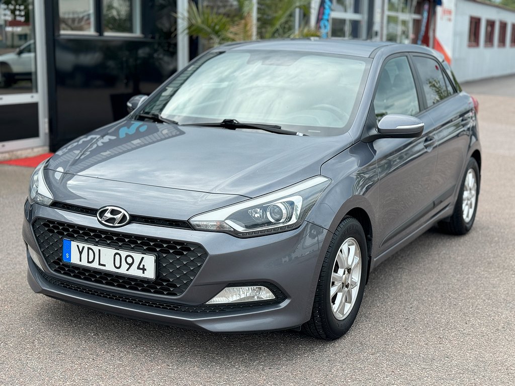 Hyundai i20 1.2 84hk Comfort Euro 6 | Nyservad | Nybesiktad