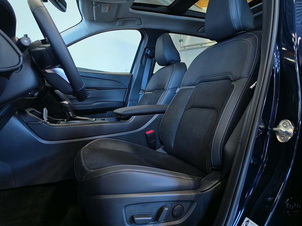 Mazda CX-5 2.5 e-skyactiv-G / Exclusive-Line / Panorama / BOSE /